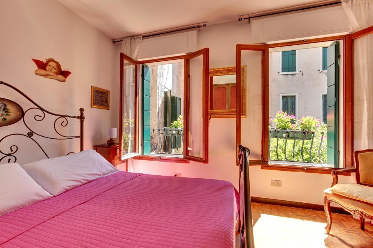 Casa Di Sara Bed & Breakfast Venesia Bagian luar foto