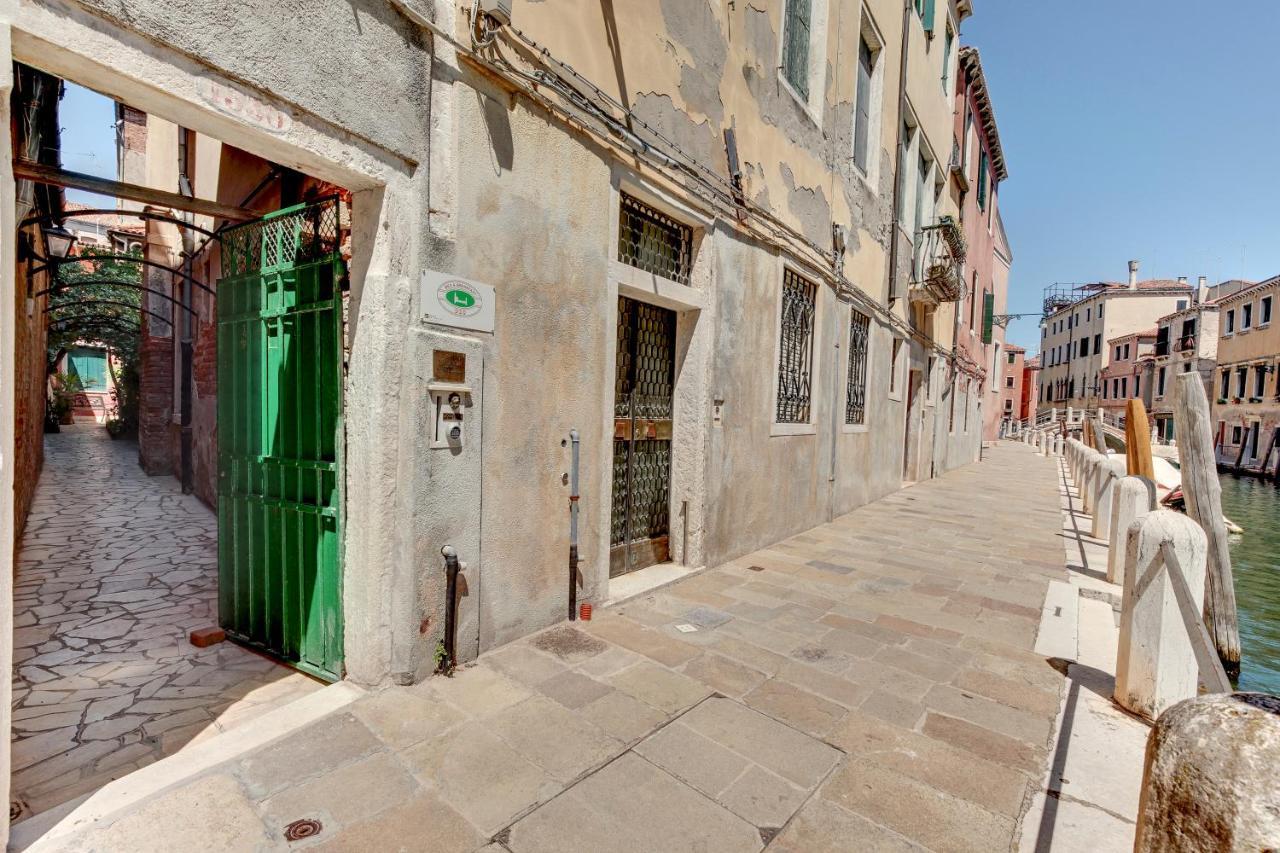 Casa Di Sara Bed & Breakfast Venesia Bagian luar foto