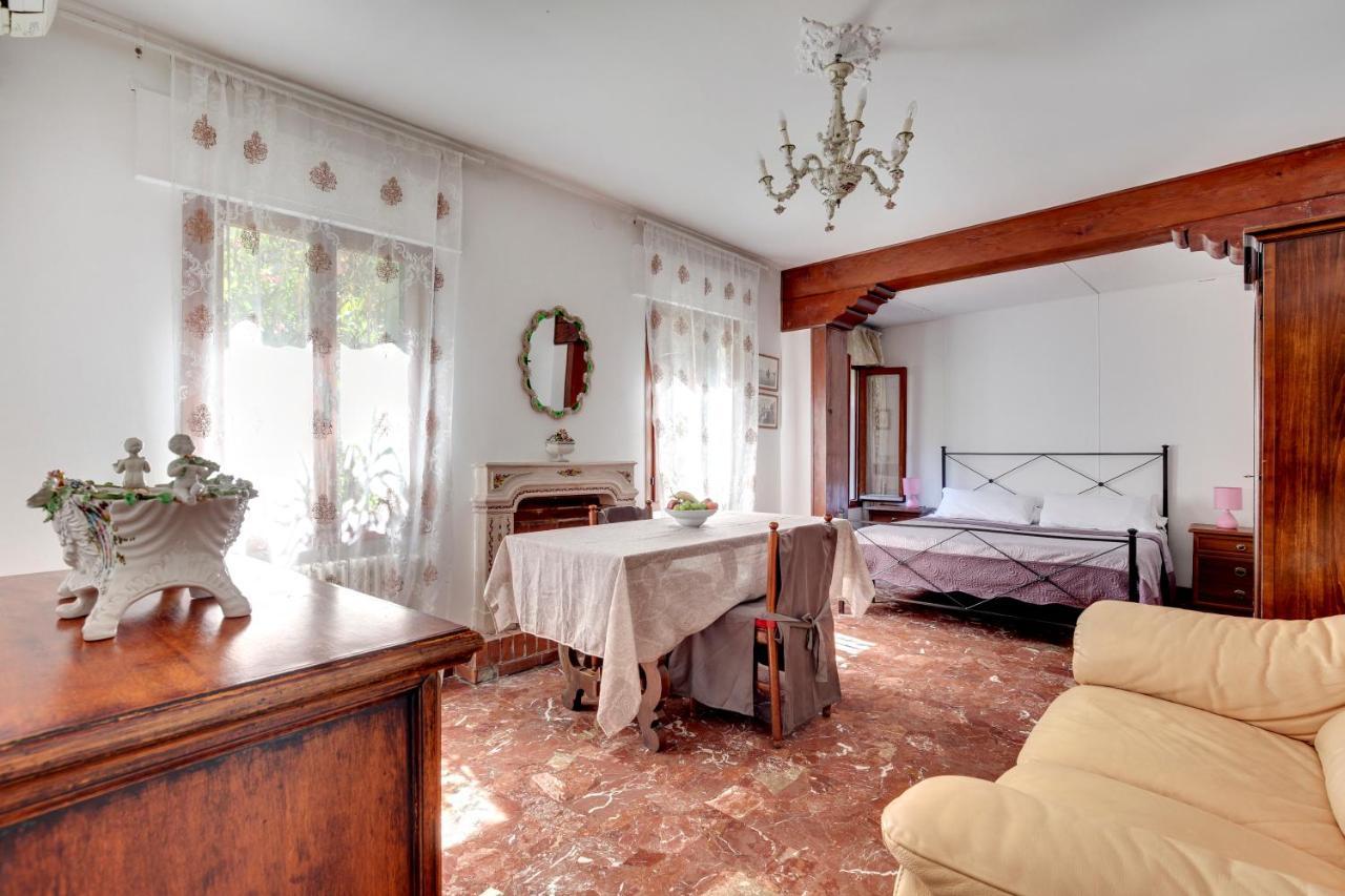 Casa Di Sara Bed & Breakfast Venesia Bagian luar foto